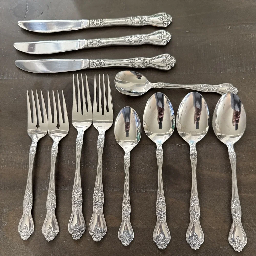 Rogers‎ Summer Rose 12 PC Flatware Set Knife Spoon Fork  Lot